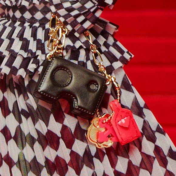 MONSTER HIGH HARMONIE OFF-WHITE COLLECTION - Picture 14 of 14